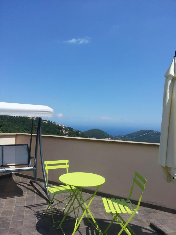 Suite Con Vista Vezzi Portio ภายนอก รูปภาพ