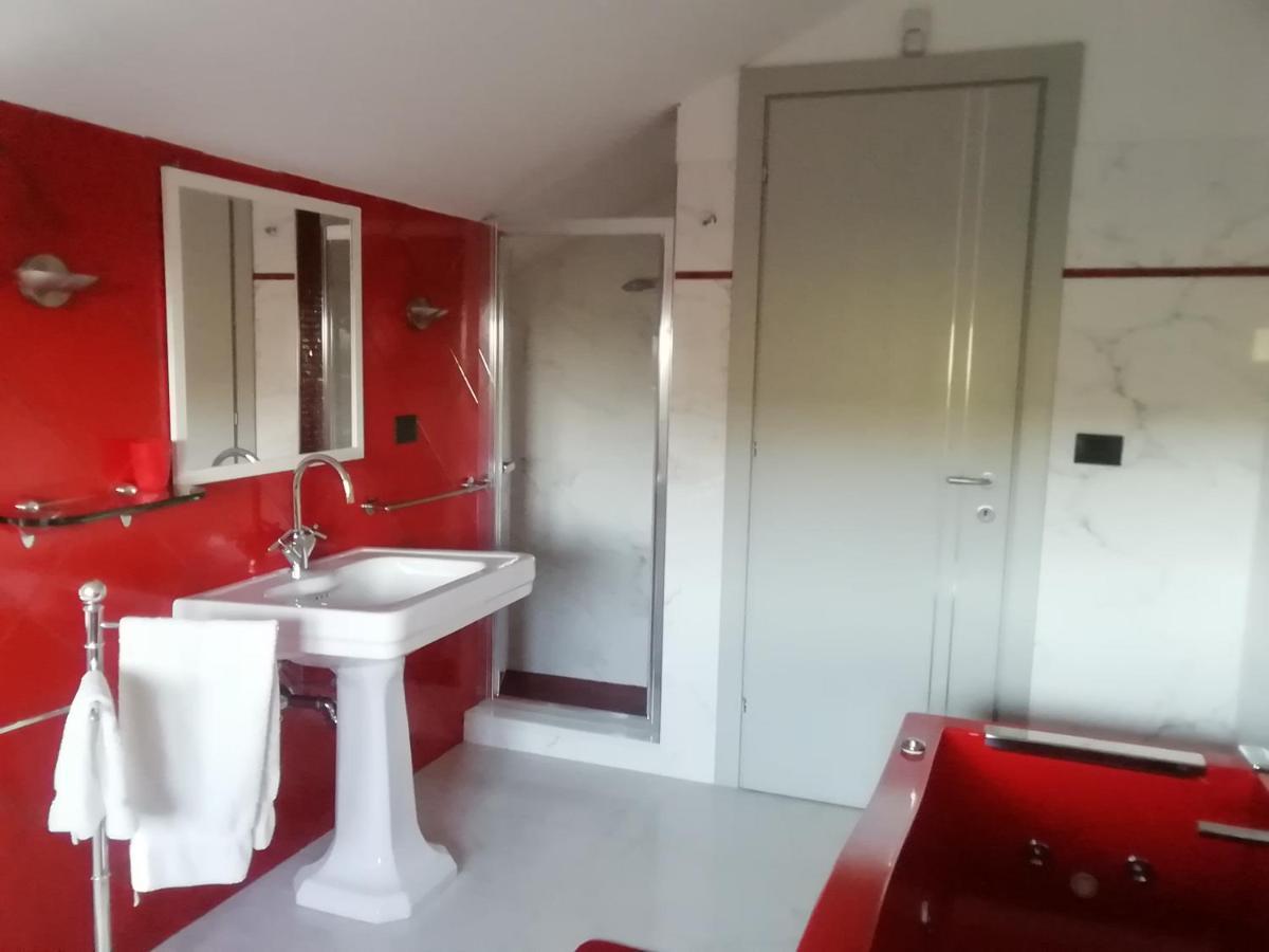 Suite Con Vista Vezzi Portio ภายนอก รูปภาพ