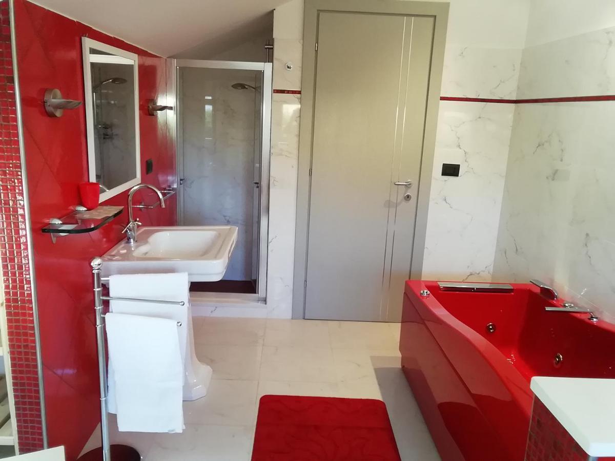 Suite Con Vista Vezzi Portio ภายนอก รูปภาพ