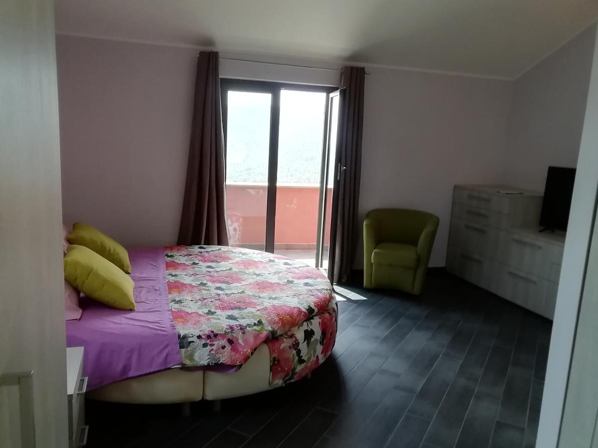 Suite Con Vista Vezzi Portio ภายนอก รูปภาพ