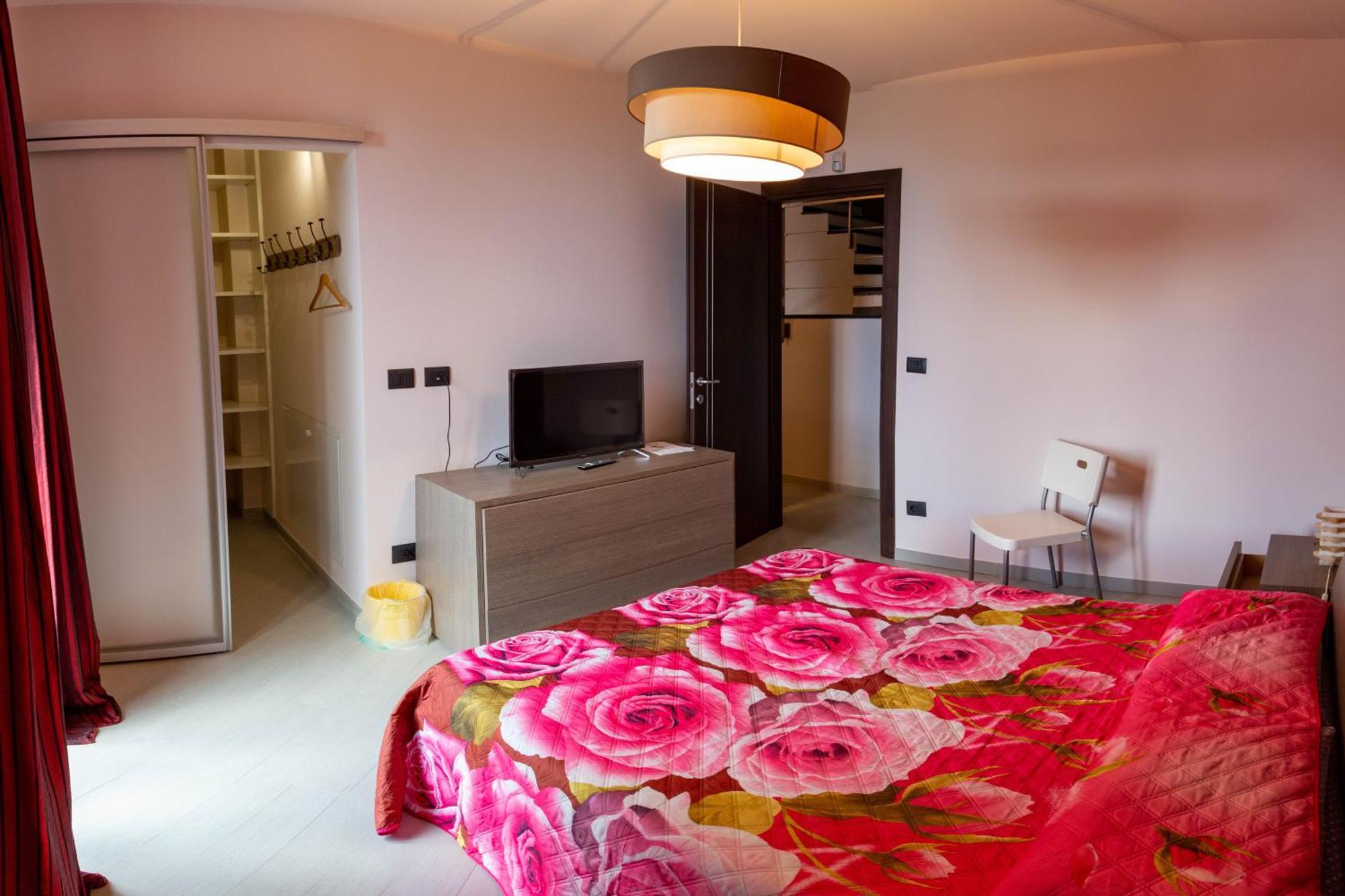 Suite Con Vista Vezzi Portio ภายนอก รูปภาพ