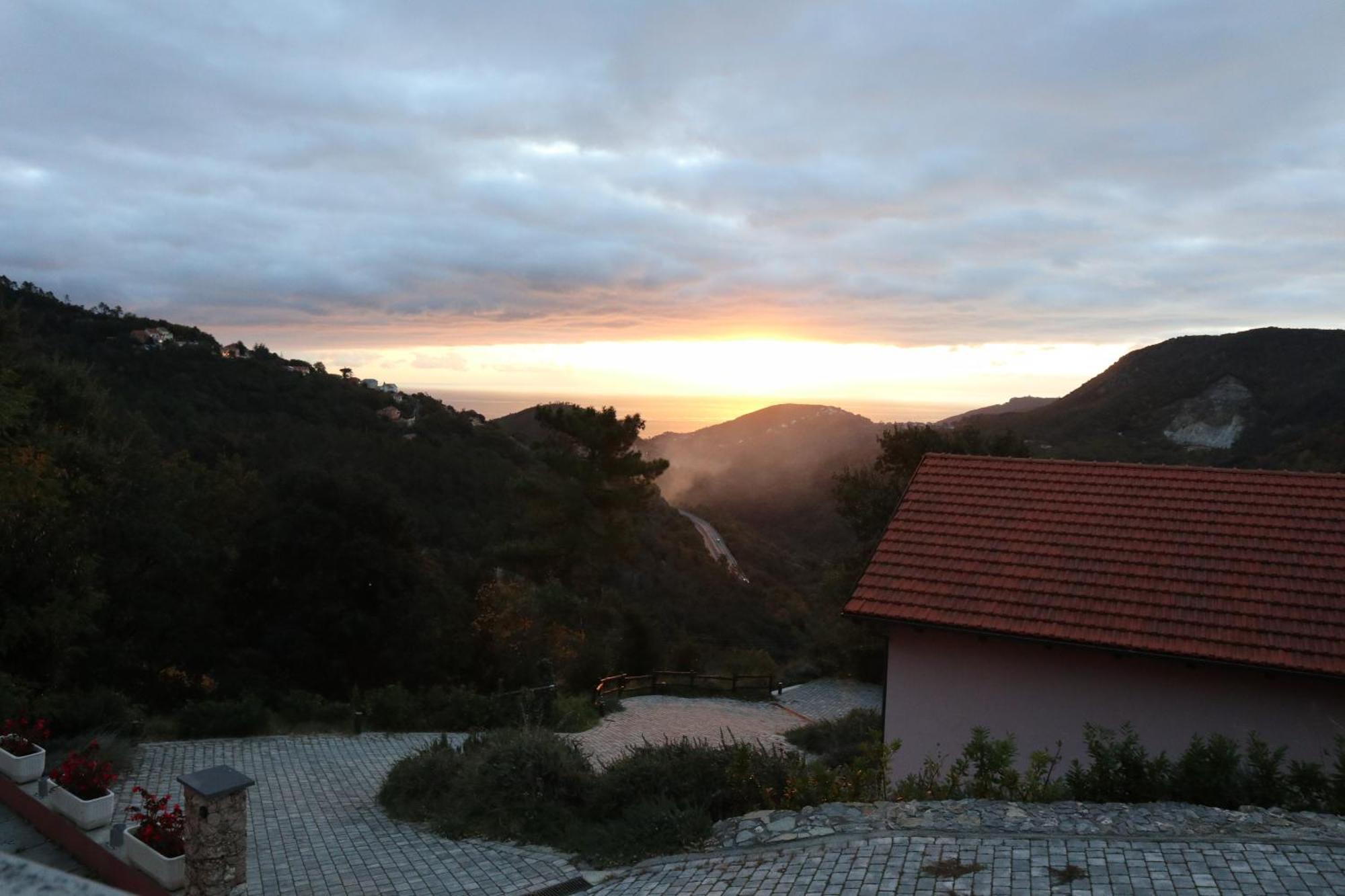 Suite Con Vista Vezzi Portio ภายนอก รูปภาพ